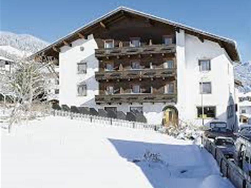 Traube Hotel Fliess